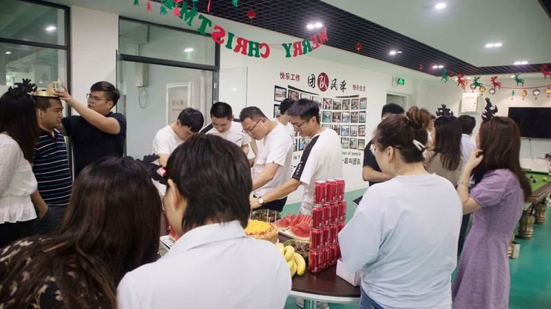 八月集體生日會 | 與久違的祝福火熱相撞