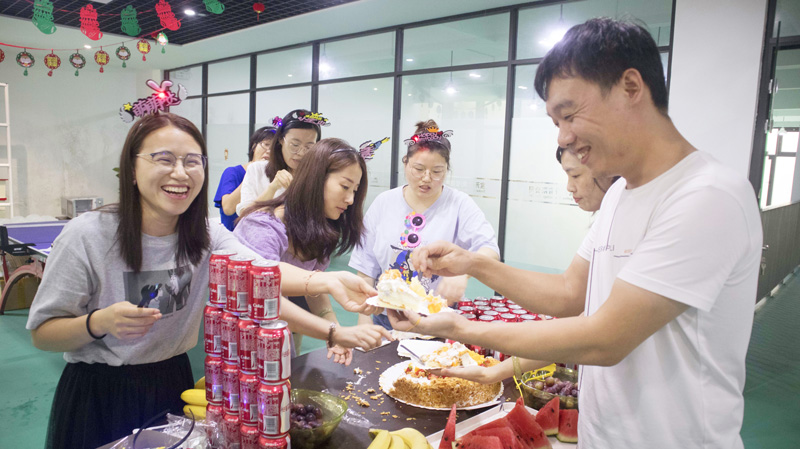 八月集體生日會 | 與久違的祝福火熱相撞