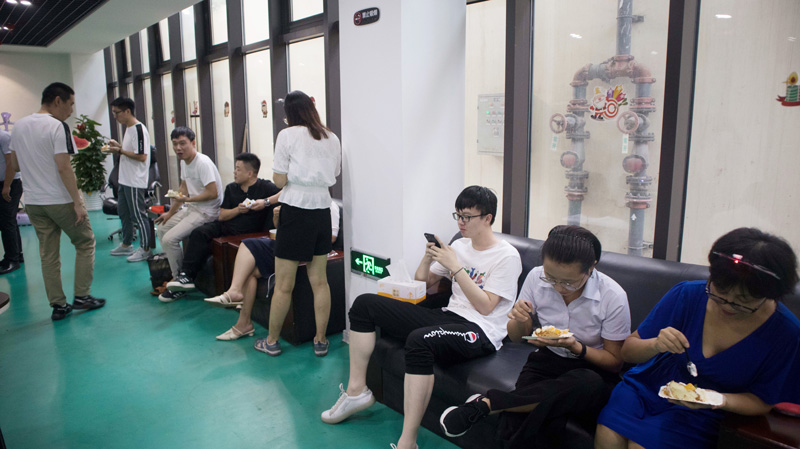 八月集體生日會 | 與久違的祝福火熱相撞