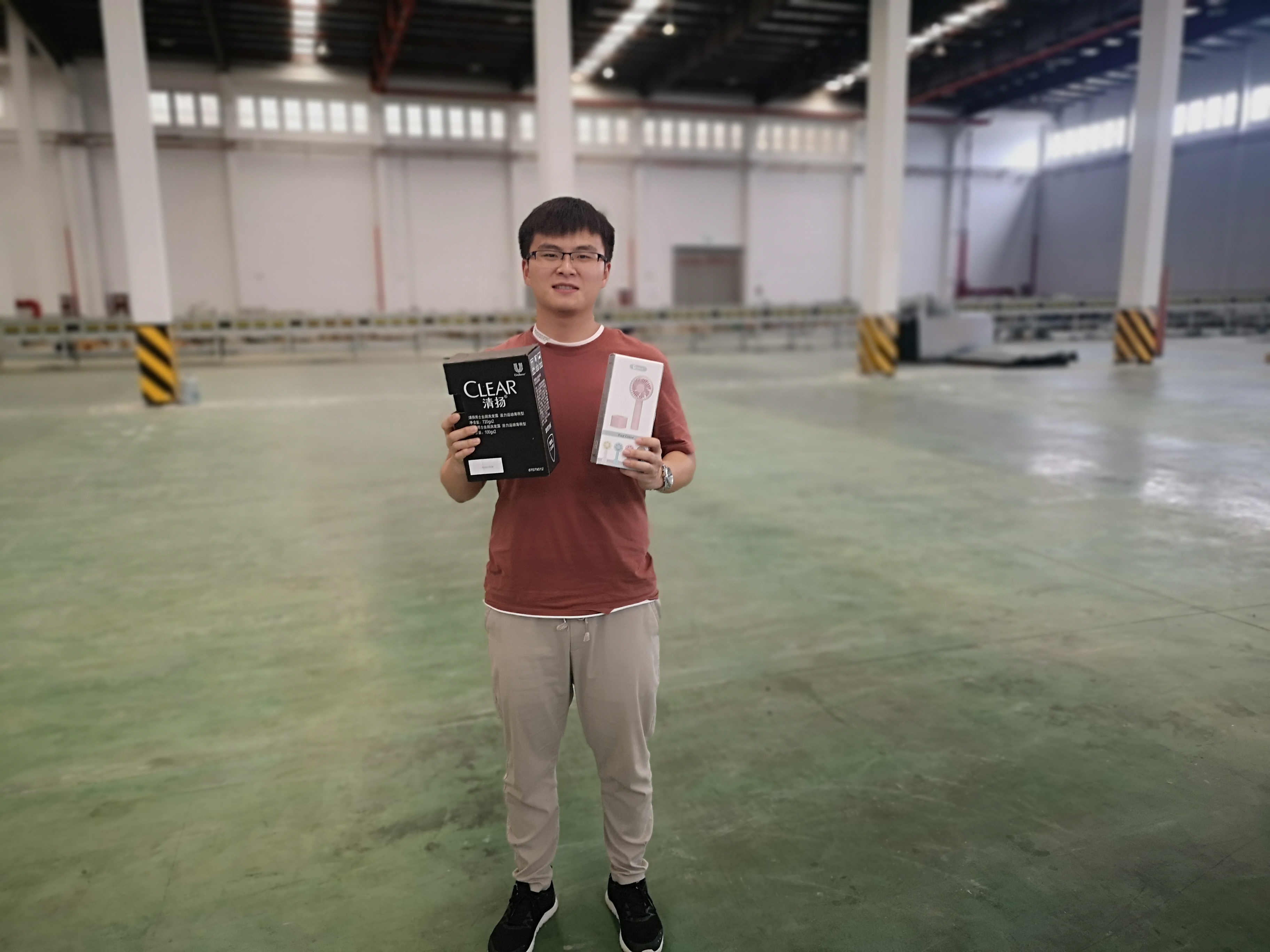 關愛職工 · 夏送清涼 | 寶開工會赴一線送清涼，致敬高溫下的堅守