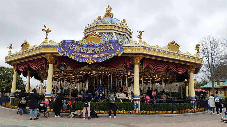 Happy Women’s Day | 歡度三八節，我們相約上海迪士尼樂園