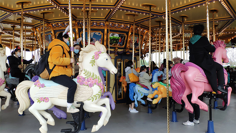 Happy Women’s Day | 歡度三八節，我們相約上海迪士尼樂園