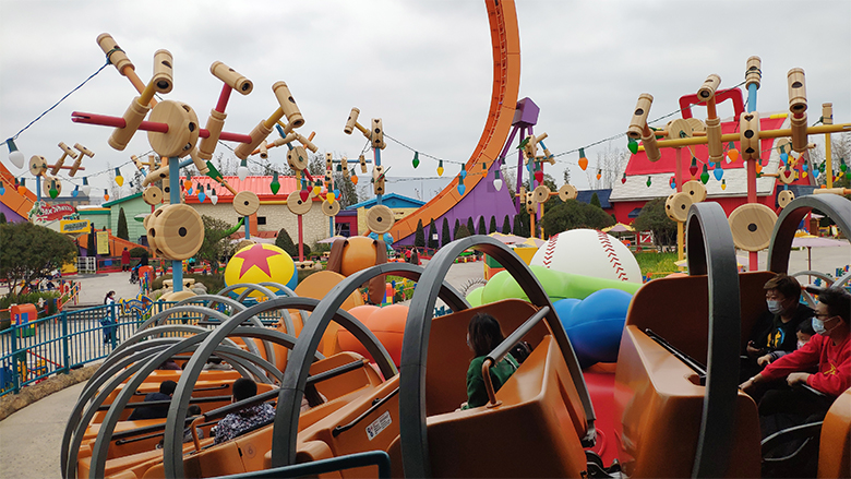 Happy Women’s Day | 歡度三八節，我們相約上海迪士尼樂園