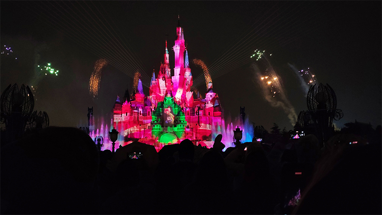 Happy Women’s Day | 歡度三八節，我們相約上海迪士尼樂園